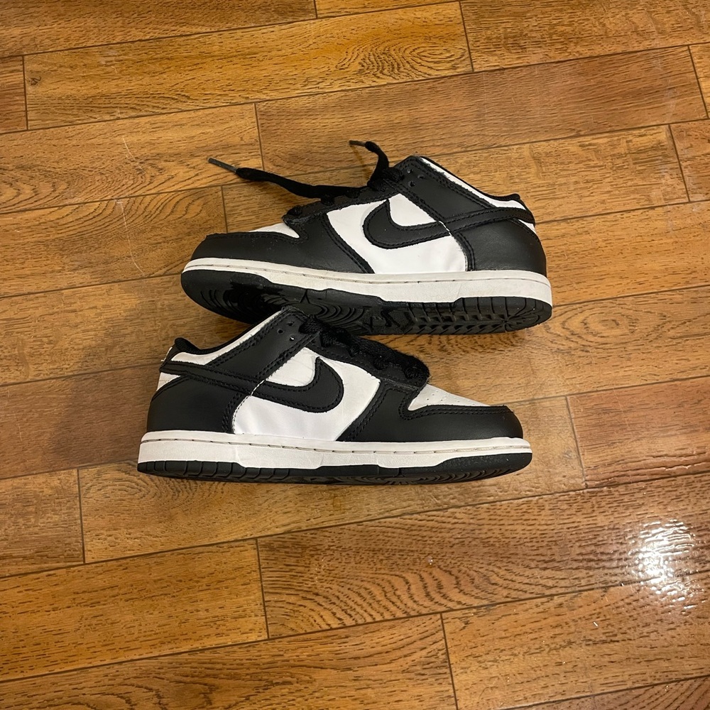 Panda Dunks - Picture 3 of 5